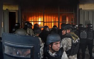 Gobierno promete mejorar comunicación sobre crisis en Tacumbú - Política - ABC Color