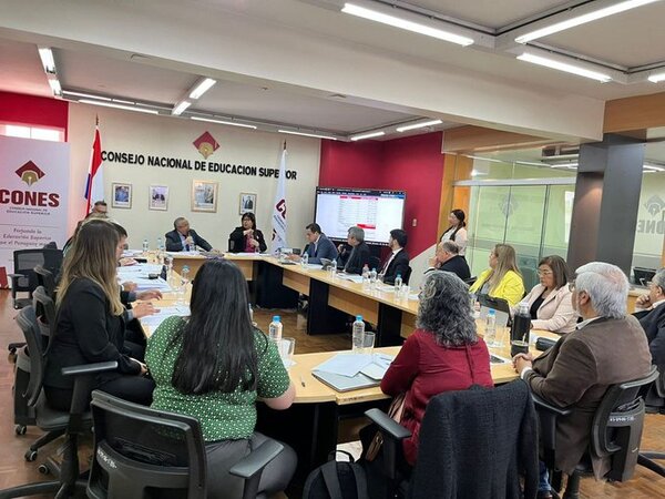 El CONES prioriza sus “intereses personales”, denuncia viceministro
