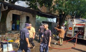 Local se incendia en Franco