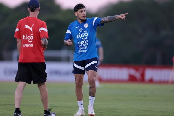 Una renovada Albirroja viaja este miércoles a Buenos Aires para enfrentar al Campeón del Mundo