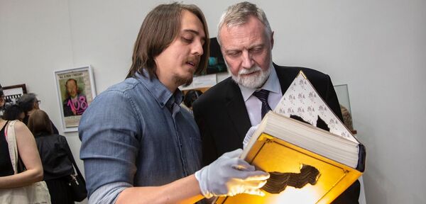 Diario HOY | “Paraguay al revés”, obra ganadora del Premio de Artes Visuales 2023
