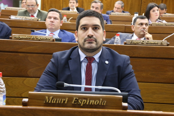 Barchini debe dar la cara ante la crisis en Tacumbú, sostuvo Mauri Espínola - El Trueno