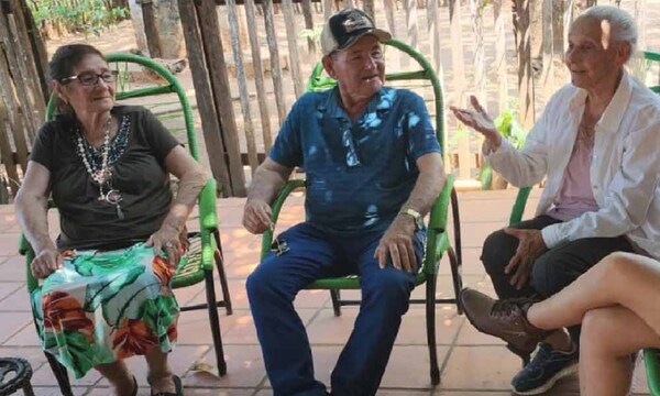 Emotivo reencuentro de tres hermanos luego de 40 años en Concepción – Prensa 5