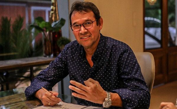 Versus / Raúl Vicente Amarilla dijo quién es el máximo ídolo de la historia del Olimpia