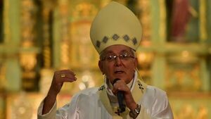 Cones: Ministro de Educación niega agresión por parte de arzobispo Edmundo Valenzuela
