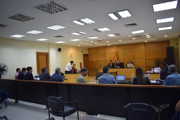 Defensa de Cárdenas insiste en prescripción y pretende que caída de techo quede impune - Nacionales - ABC Color