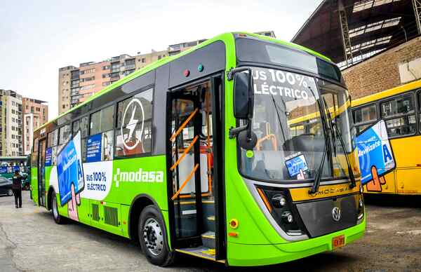 Presentan el primer autobús eléctrico de transporte urbano fabricado en Perú - MarketData