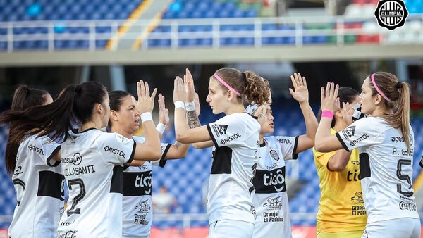 Decanas con estirpe copera triunfan y clasifican en Libertadores femenina - La Tribuna