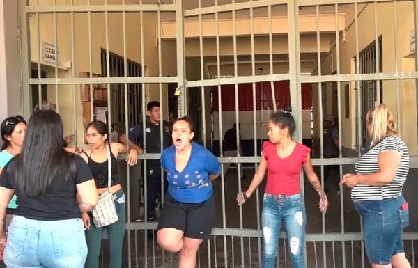 Clan Rotela asesina a un disidente y exige al Gobierno hacinar Tacumbú - Policiales - ABC Color