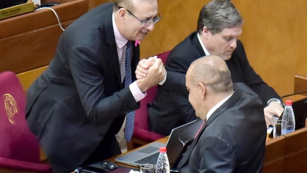 Senadores urgen a la FGE priorizar investigación del crimen de Pecci