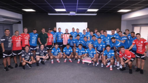 Albirrojos recibieron bendición del Papa