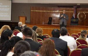Prosigue diplomado de Derecho Administrativo con el módulo X