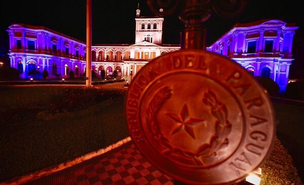 Palacio se iluminó con los colores de Israel en apoyo a esa nación