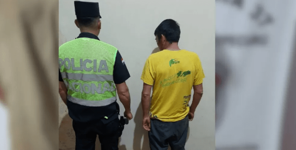 HOMBRE SUPUESTAMENTE MALTRATÓ VERBAL Y FÍSICAMENTE A SU MADRE Y QUEDÓ DETENIDO