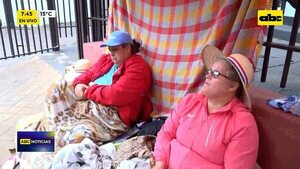 Video: Funcionarias de Essap en huelga de hambre por despidos - ABC Noticias - ABC Color