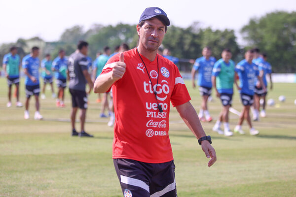 Versus / ¿Cómo le fue en el debut a los técnicos que pasaron por la Albirroja?