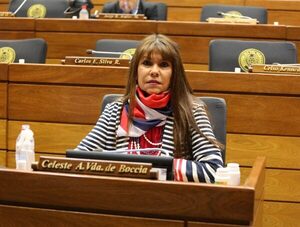 Celeste Amarilla: “No soy clasista ni tengo un personaje, soy un poco atolondrada” · Radio Monumental 1080 AM