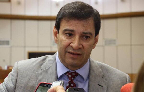 Involucrar a Cartes en crimen de Pecci es una persecución sin precedentes, según Beto Ovelar - El Trueno