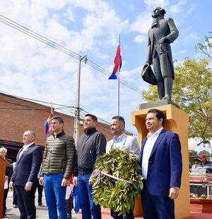 Santiago Peña participó del aniversario de la ciudad de Pilar - Nacionales - ABC Color