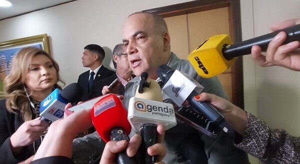 “Bachi” rechaza interpelación de Ángel Barchini