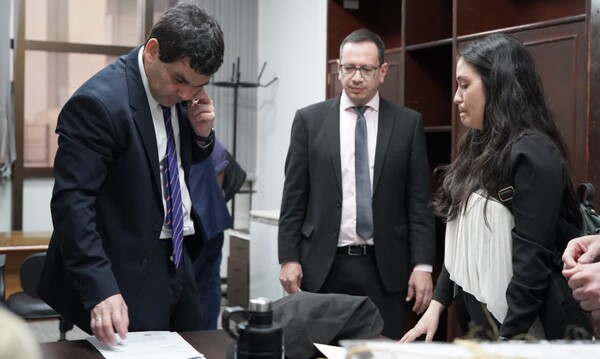 Fiscalía investiga lesión de confianza en IPS y realizó allanamientos simultáneos - La Tribuna