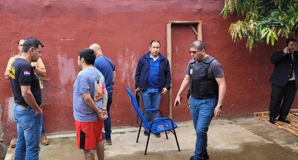 Detienen a sujeto con seis órdenes de captura durante allanamiento
