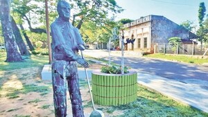 Atyrá tributa con arte y cultura a Feliciano Martínez