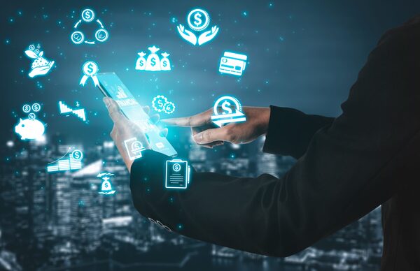La digitalizaci贸n financiera avanza en Am茅rica Latina: 驴hacia un futuro 100% digital? - Revista PLUS