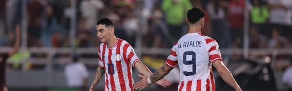 ¡Estos son los once albirrojos que medirán a Argentina por Eliminatorias! - trece