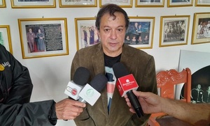 Andrés Colmán Gutiérrez presentó en Coronel Oviedo su libro “Dos hombres junto al Río”