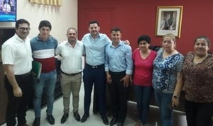 Una vez más, intendente pide más médicos para la gente de Minga Porã