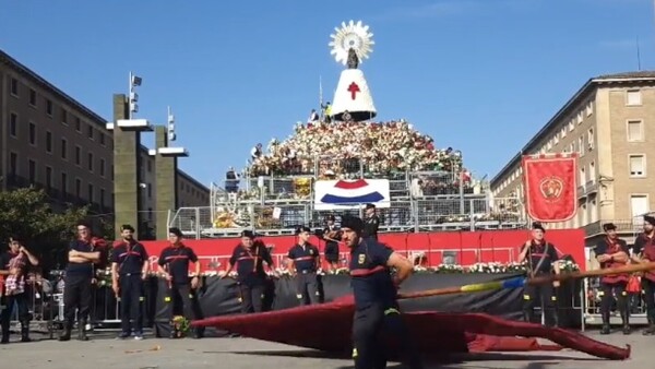 Paraguayos estuvieron presentes en festejos de la Virgen del Pilar en España