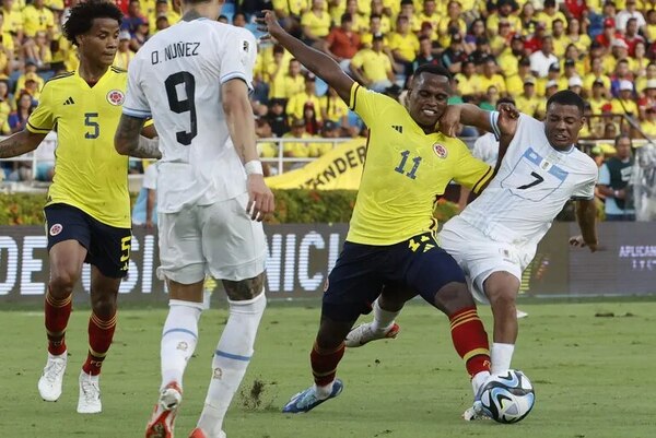 Uruguay se lleva un punto de Barranquilla con un gol de penal al 90 de Darwin Núñez - Fútbol Internacional - ABC Color