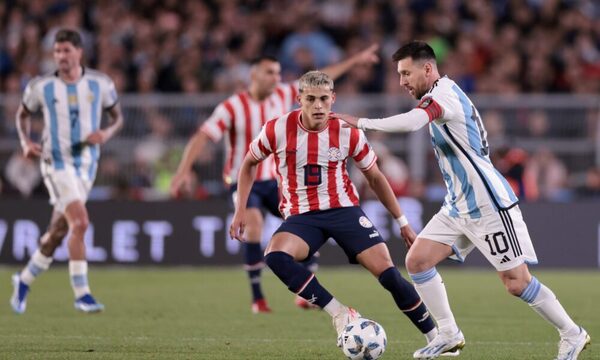 La Albirroja cayó por la mínima diferencia ante Argentina