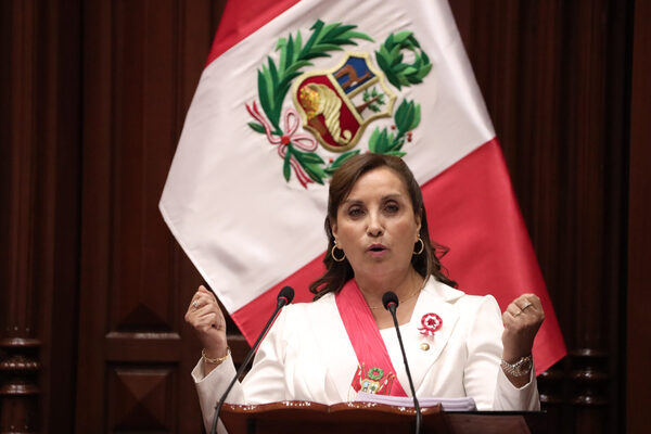 Boluarte asegura que la economía de Perú crecerá 3,1 % entre 2024 y 2027 - MarketData