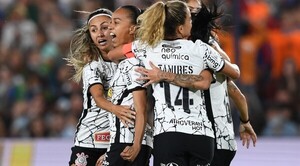 Fusionado Libertad-Limpeño fue goleado y eliminado de la Libertadores - La Tribuna