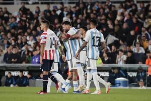Argentina 1-Paraguay 0: la Albiceleste, piadosa con  la Albirroja - Fútbol - ABC Color