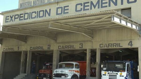 La INC reduce en G. 2.000 el precio de bolsa de cemento