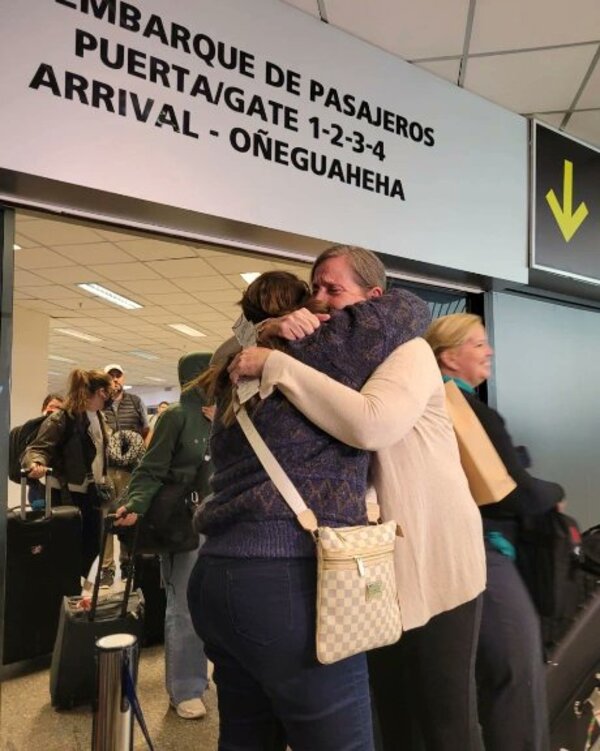 Arribó al país primer contingente de paraguayos rescatados de Israel