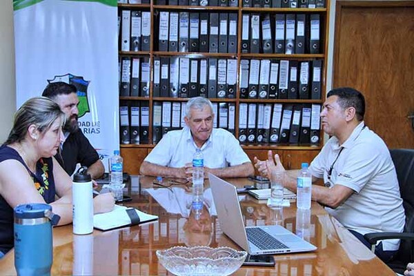 Comuna de Hernandarias apresta preparativos del proyecto “Villa Navideña” | DIARIO PRIMERA PLANA