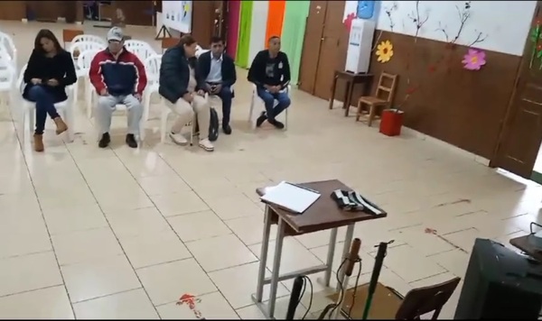 Realizan actividad por el Día Mundial del Bastón Blanco en la Escuela Especial N° 11 - Radio Imperio 106.7 FM