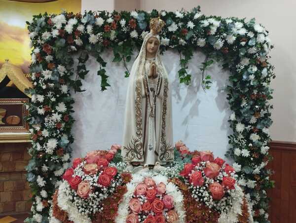 FELIGRESÍA CATÓLICA CELEBRA FECHA DE ÚLTIMA APARICIÓN DE LA VIRGEN DE FÁTIMA