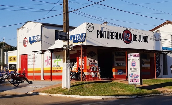 Pinturería 12 de Junio lanzó su campaña que beneficiará a dos instituciones