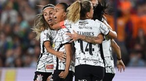 Fusionado Libertad-Limpeño fue goleado y eliminado de la Libertadores