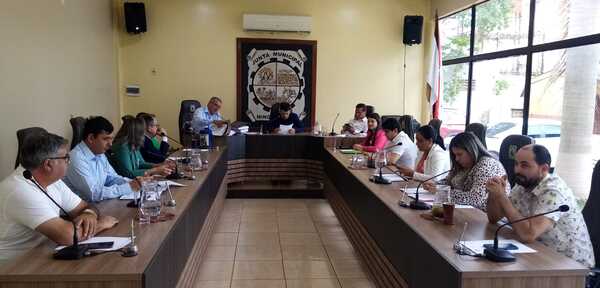 Ediles entregan terreno municipal a un familiar del intendente Diego Ríos - La Clave