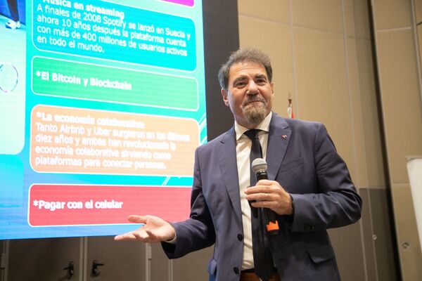 Negociaciones en la Hidrovía se destrabarán luego de las elecciones en Argentina, afirma economista - MarketData