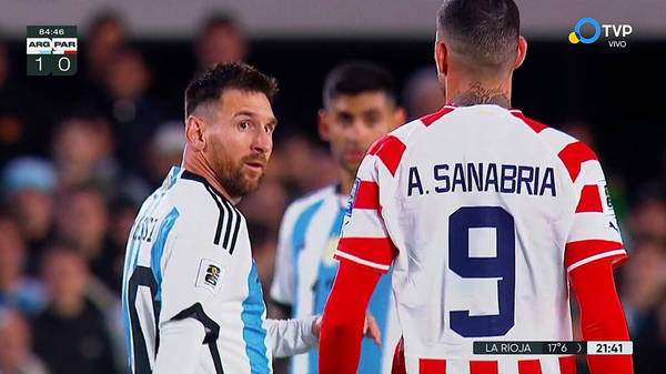 Tony Sanabria: “Yo no le escupí a Messi, él estaba lejos” - Noticiero Paraguay
