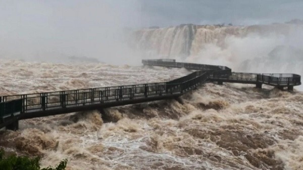 Cataratas del Yguazú: Caudal histórico tras fuertes lluvias