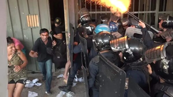 Policía devolvió armas rescatadas durante motín en cárcel de Tacumbú - Policiales - ABC Color
