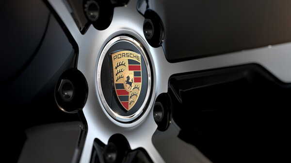 Porsche vende hasta septiembre 242.722 unidades, un 10% m谩s - Revista PLUS